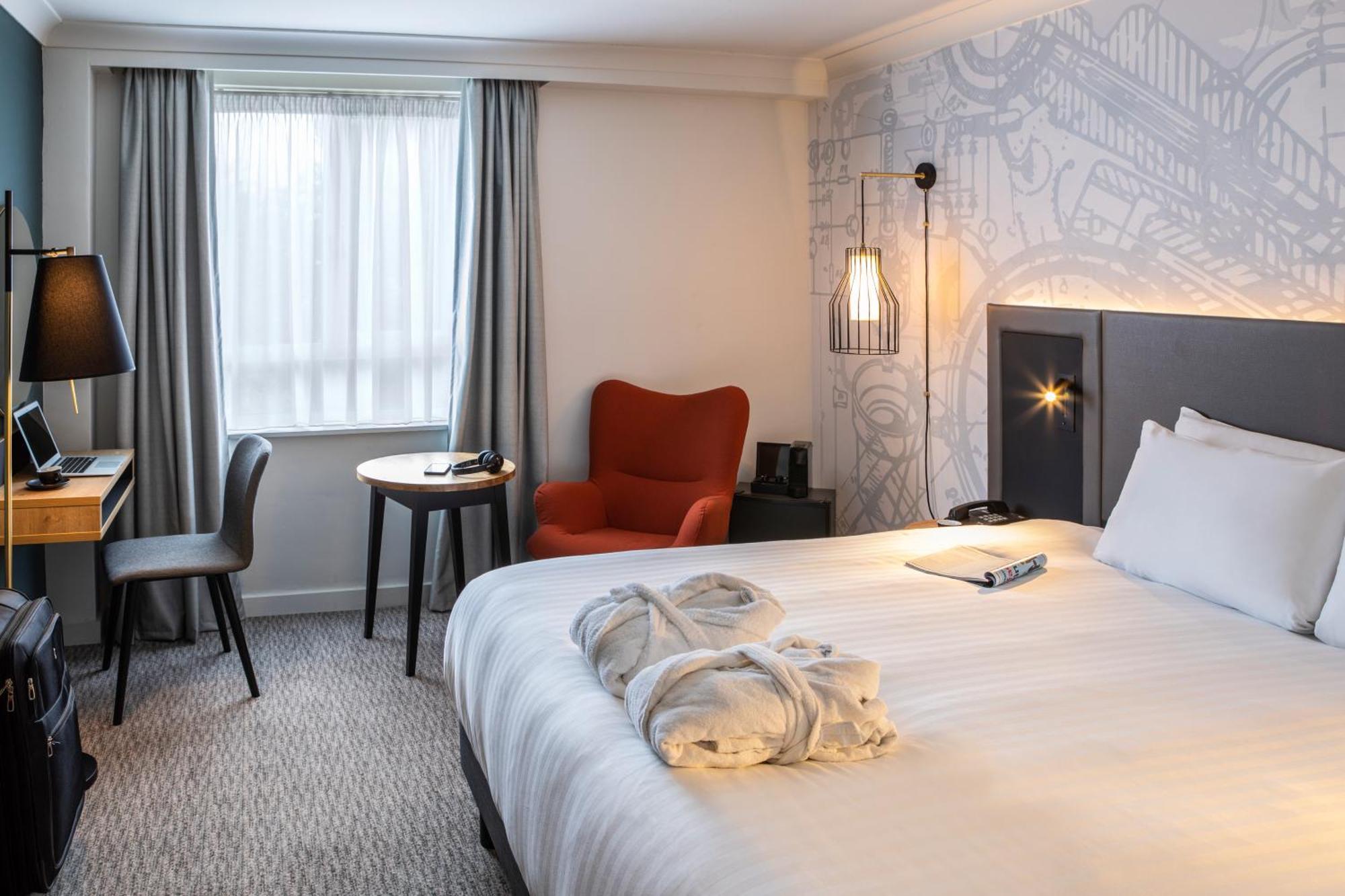 Mercure Birmingham West Hotel West Bromwich Exterior foto