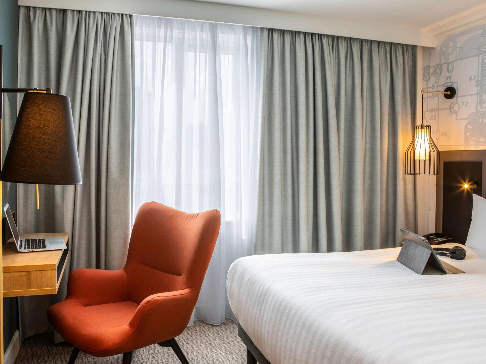 Mercure Birmingham West Hotel West Bromwich Exterior foto